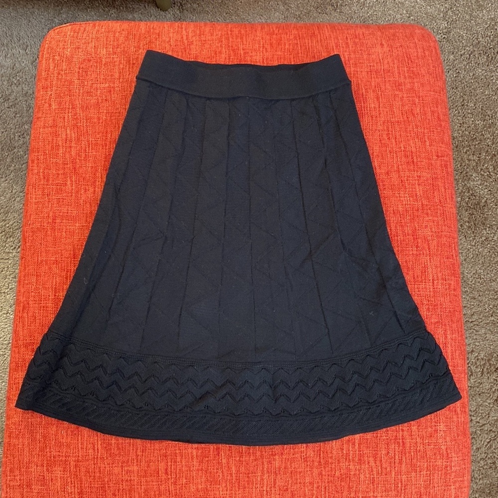 Classic M MISSONI Italy Black Knit Skirt